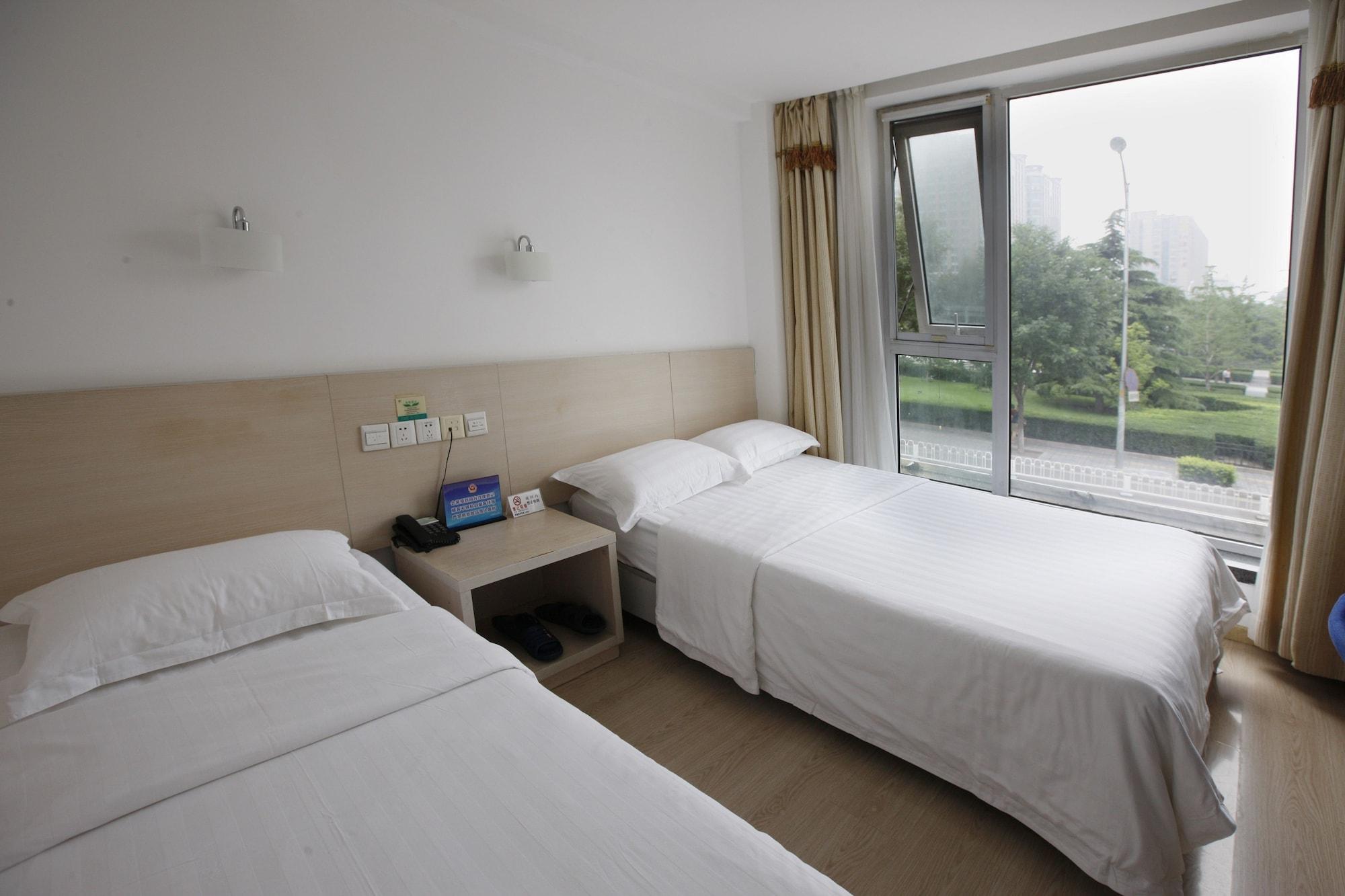 Beijing Dongdan Hotel Near Wangfujing Street,Tian'Anmen Square,The Forbidden City,Free Self-Service Laundry Room מראה חיצוני תמונה