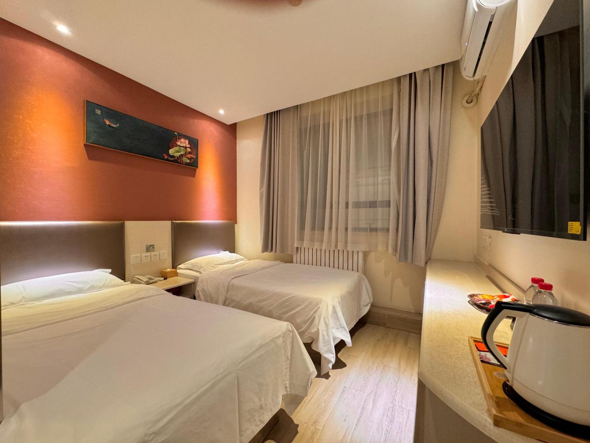 Beijing Dongdan Hotel Near Wangfujing Street,Tian'Anmen Square,The Forbidden City,Free Self-Service Laundry Room מראה חיצוני תמונה