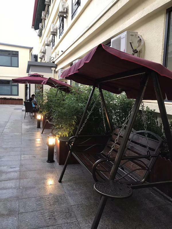 Beijing Dongdan Hotel Near Wangfujing Street,Tian'Anmen Square,The Forbidden City,Free Self-Service Laundry Room מראה חיצוני תמונה